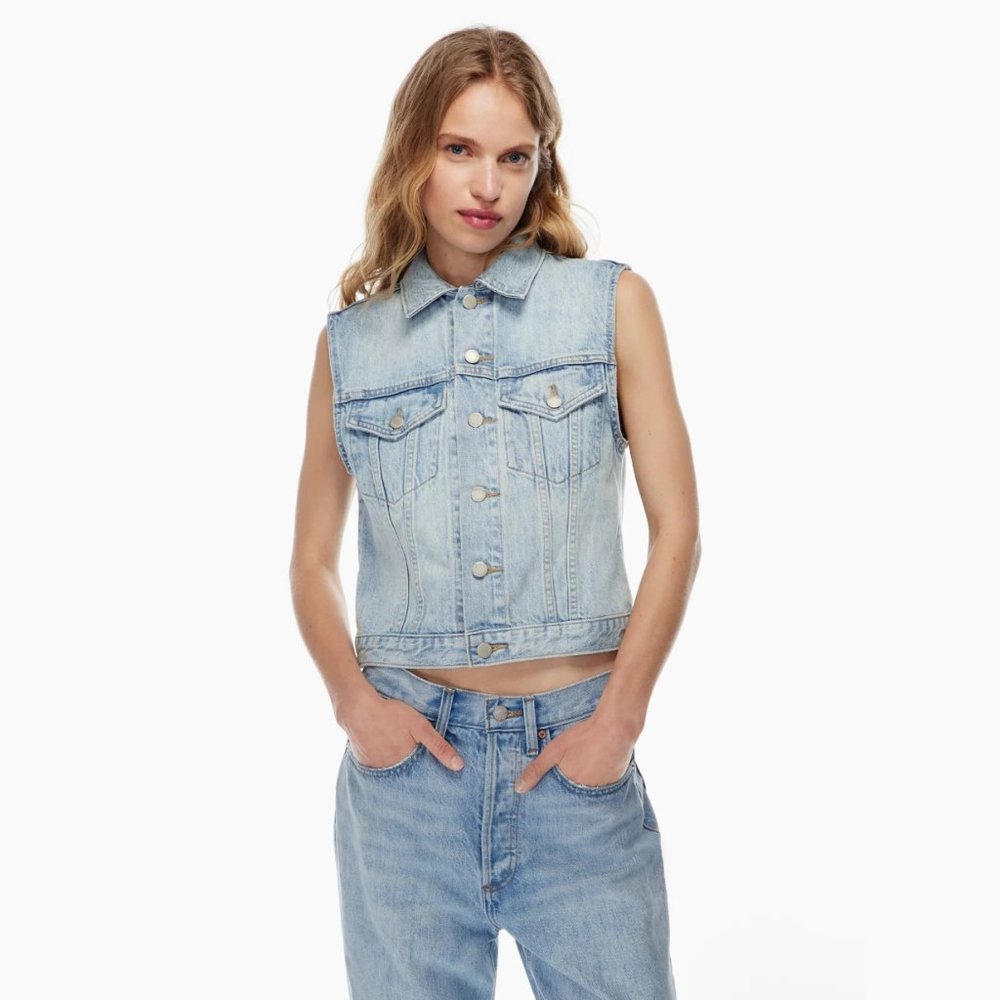 Aritzia Denim Forum - The Bridget Vintage Denim Vest - Size XS